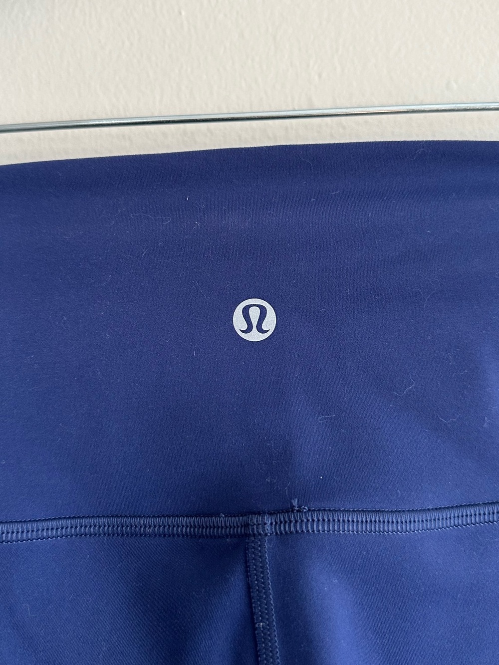 Lululemon Wunder Under Leggings  25” Size 4 - Picture 3 of 6